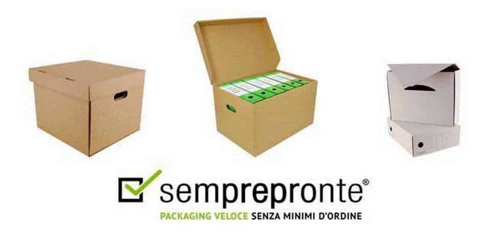Scatole di cartone per imballaggi e spedizioni, esempio di packaging veloce e resistente per spedizioni aziendali. Soluzioni di imballaggio pratiche e affidabili per ogni esigenza.