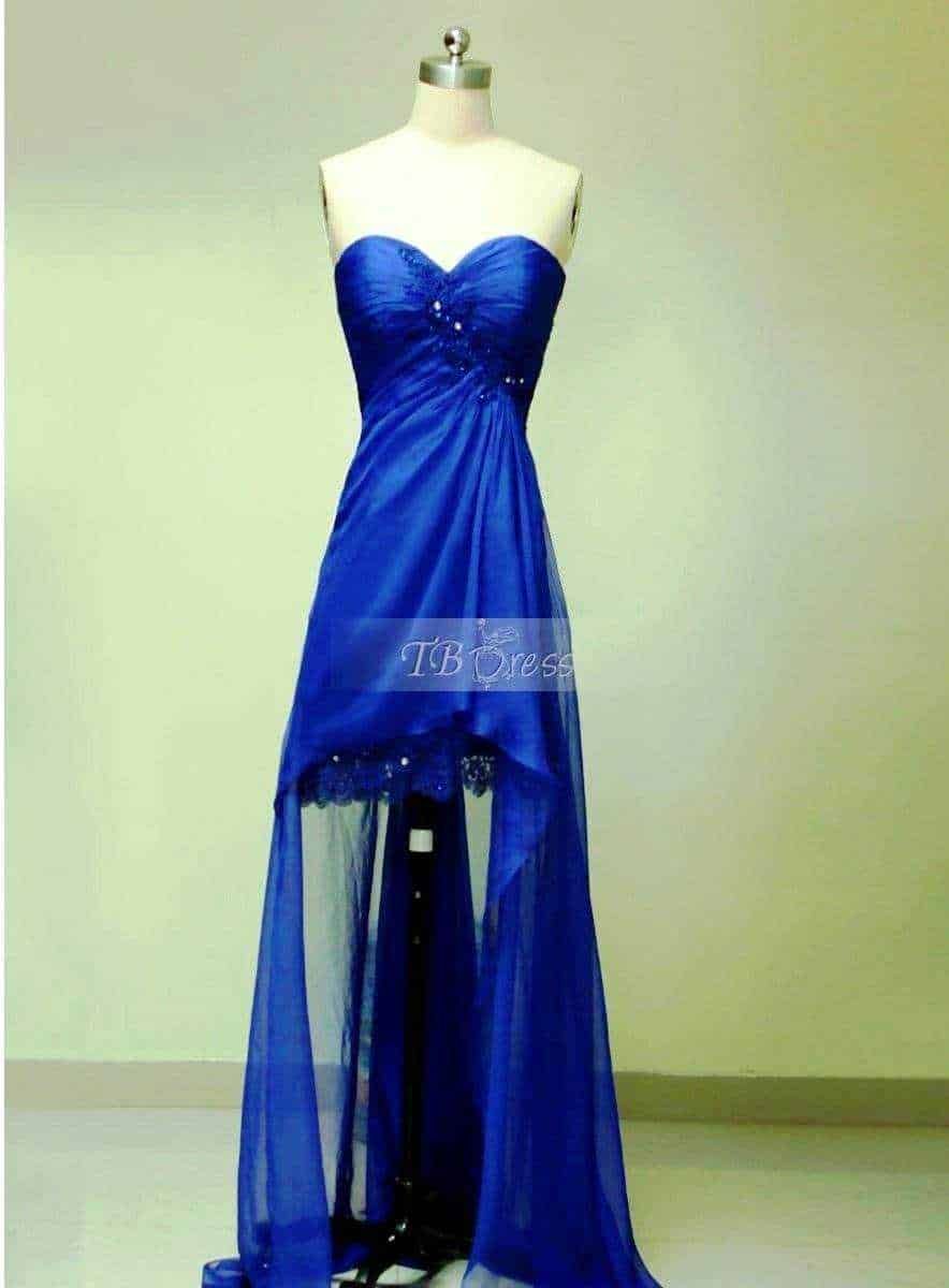 Vestito estivo femminile con stampa floreale colorata, abito leggero e elegante per occasioni speciali o uscite estive, perfetto per un look femminile e chic.