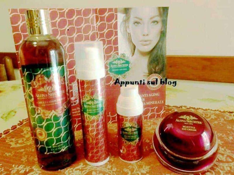 Balsamo ai minerali, prodotti per capelli, trattamento naturale, cura dei capelli, cosmetici naturali.