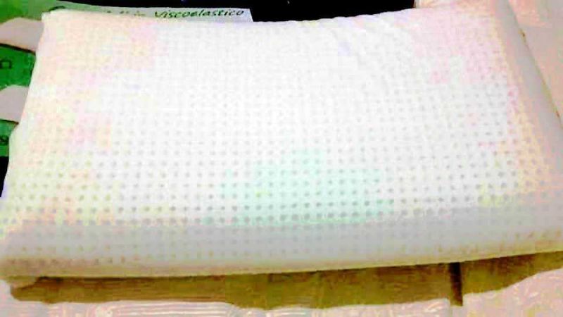 Materassi e Doghe, cuscino riposante in viscoelastico Etracom 3 Materassi e Doghe. cuscino in viscoelastico antiallergico per sonni tranquilli