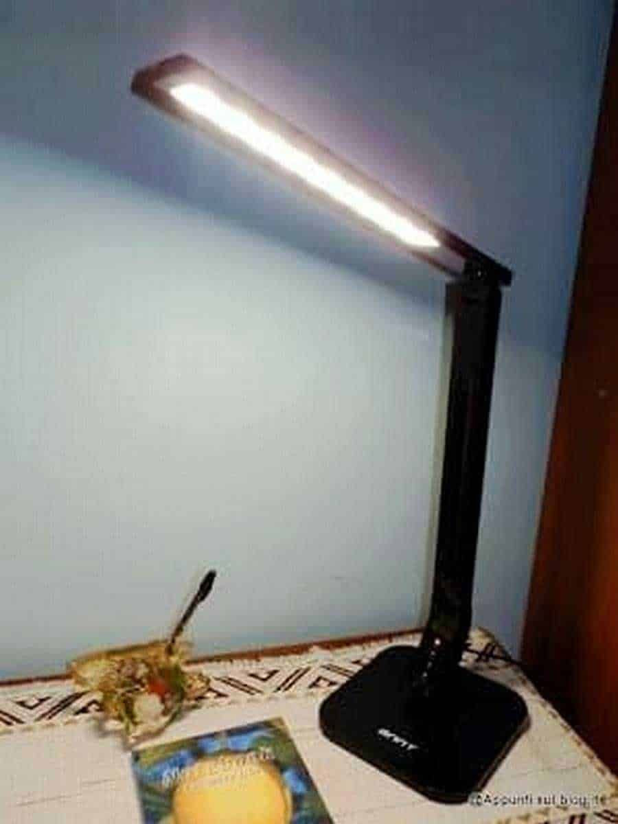 ANNT® 14W Lampada LED da tavolo con Porta USB e funzione timer