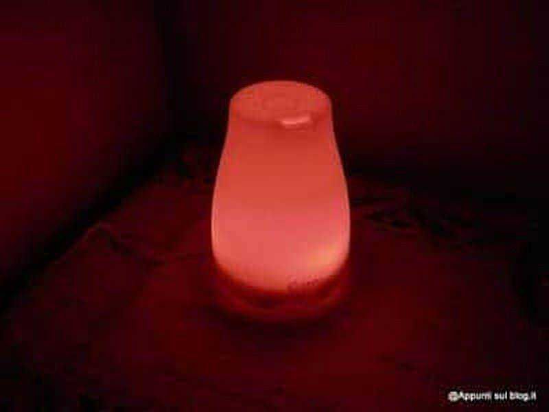 Lampada di sale rosa dell'Himalaya, illuminazione rilassante e decorativa, atmosfera calda e accogliente, perfetta per il benessere e la meditazione, ideale per ambienti domestici e spa.