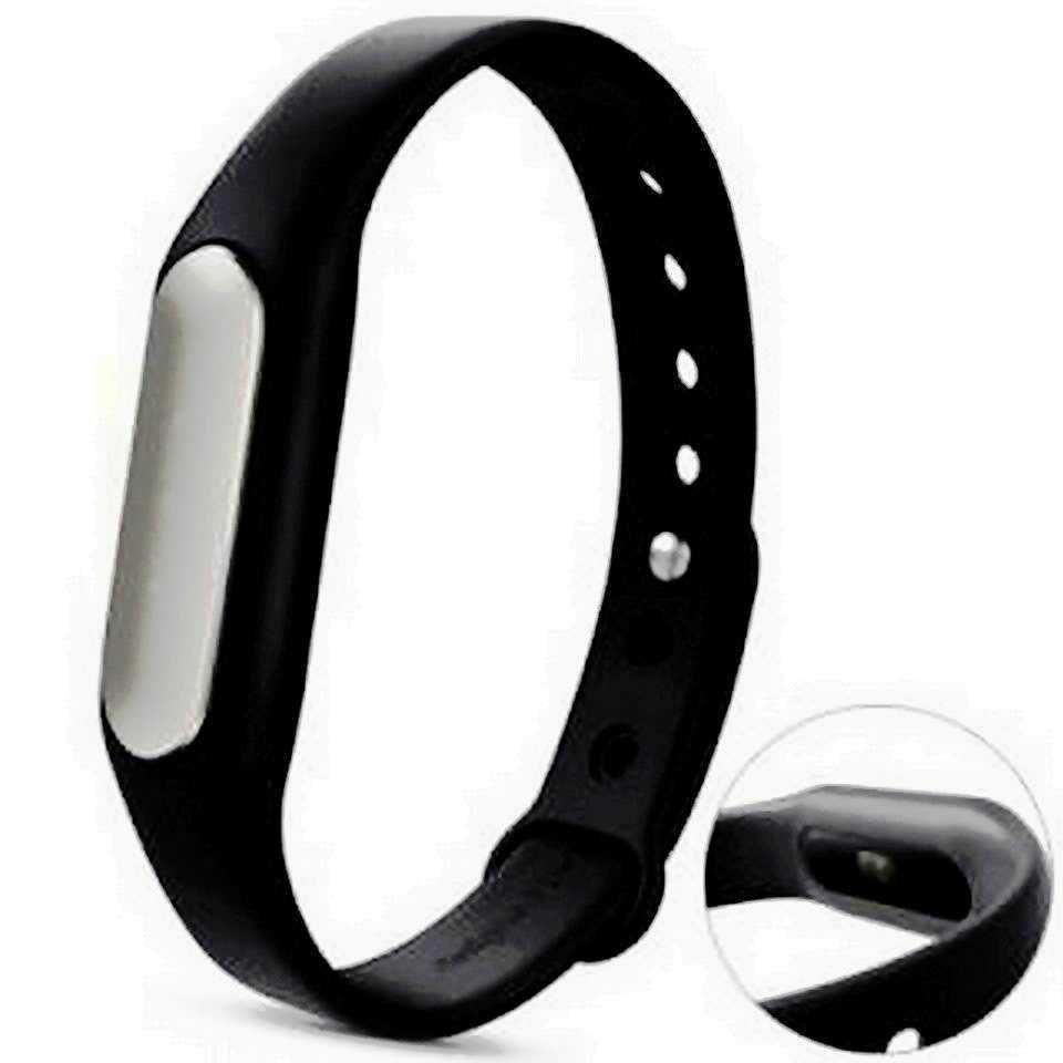 Braccialetto fitness nero con display LED e sensore di attività per monitoraggio salute e esercizio fisico.