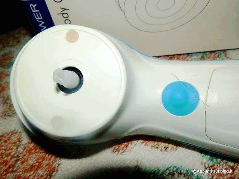 Spazzola scrub DBPOWER 6-in-1 per pelle che respira 3 Gancio dove fissare le spazzole scrub