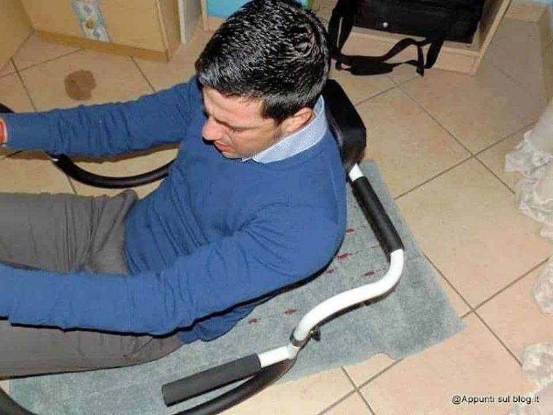 AB-trainer Klarfit: ginnastica dolce con computer d'allenamento per fitness 2 Attrezzo per addominali con computer d'allenamento: AB-trainer klarfit Trainer attrezzo per addominali