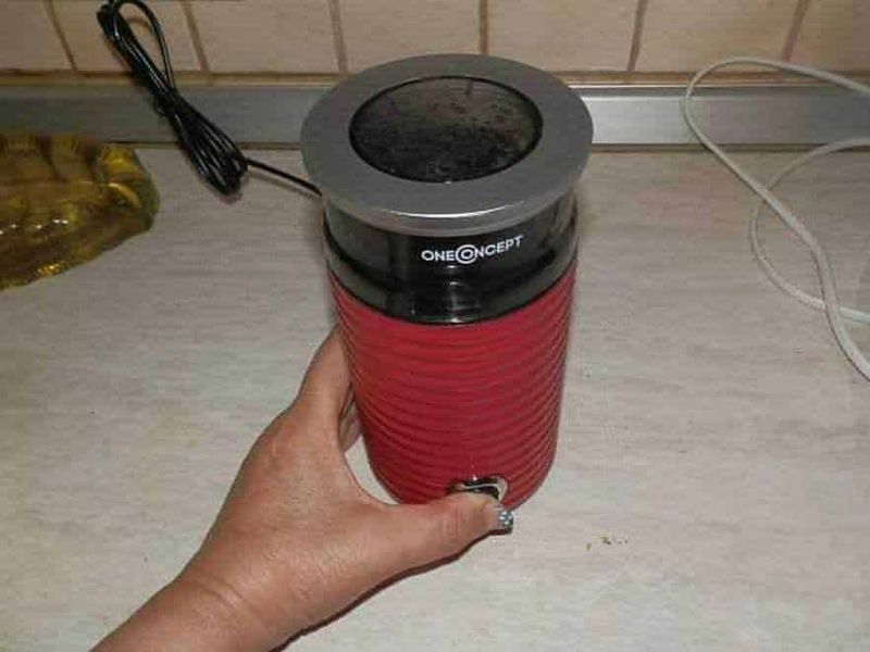 Pulsante di avvio del macinacaffè OneConcept Coffecino