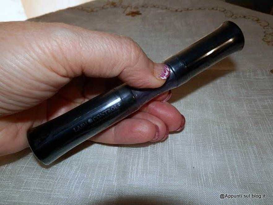 LashControl mascara voluminizzante per ciglia