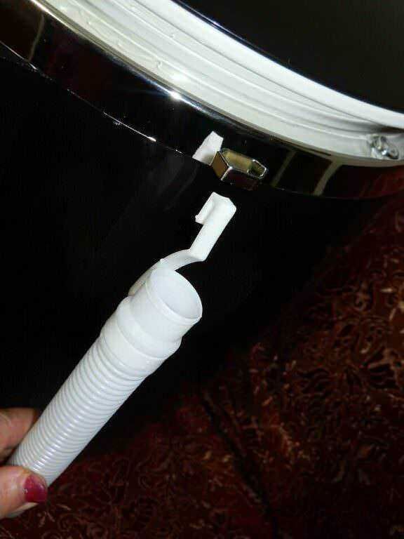 Dispenser di sacchetti per immondizia per WC, facile da usare e pratico per mantenere pulito il bagno, ideale per raccolta rifiuti e igiene domestica.
