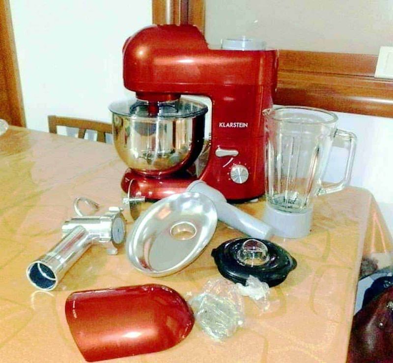 Klarstein mixer, prodotti indispensabili in cucina per pasti veloci 11 Robot da cucina tritacarne Klarstein lucia rossa