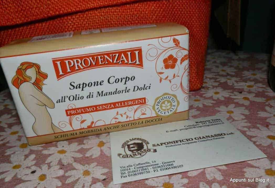 I Provenzali: la trousse mandorle dolci per eco regalo natalizio