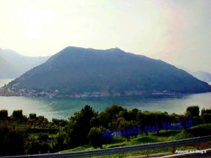 Sul lungolago del lago d'Iseo e Mont'Isola in Lombardia