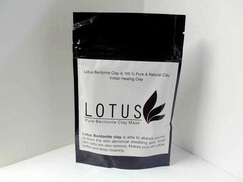 Bentonite Clay Mask, argilla curativa indiana Lotus 2 Polvere di argilla bentonite pura per maschere viso, cura della pelle, detox e rigenerazione naturale, ideale per una pelle più morbida e luminosa.