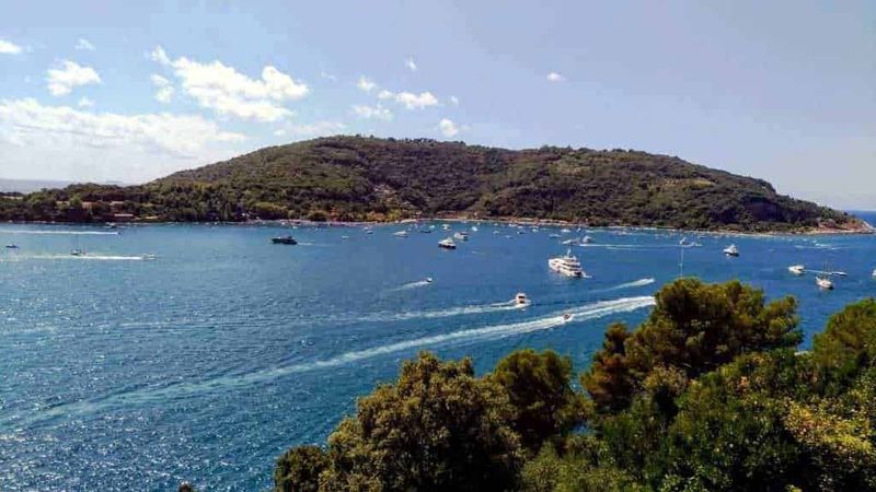 Portovenere: Santuario della Madonna Bianca: cosa vedere e dintorni 7 Guida al trasporto in auto, bus e traghetto nel 2018