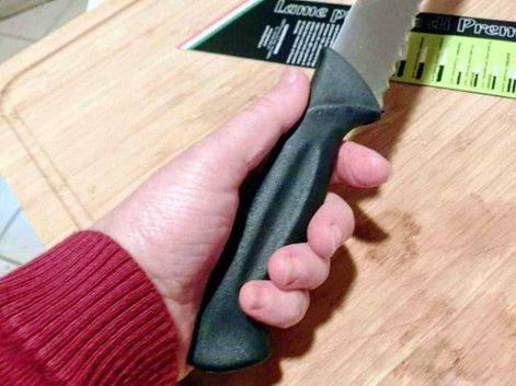 Premax: un coltello da pane e uno per il sushi 2 Premax: un coltello da pane e uno per il sushi