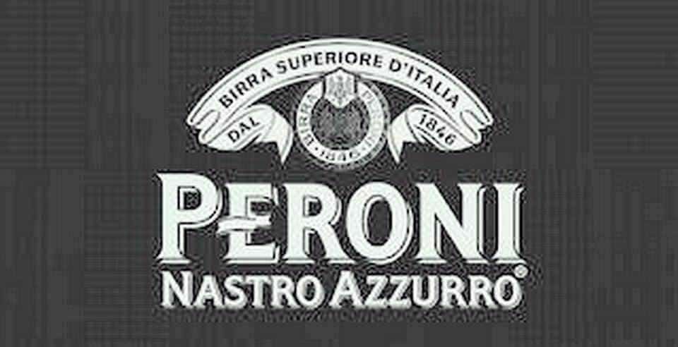 Peroni Forte logo, birra italiana forte e gustosa, con elementi grafici colorati e decori vivaci, ideale per articoli su birre italiane e tradizione brassicola.