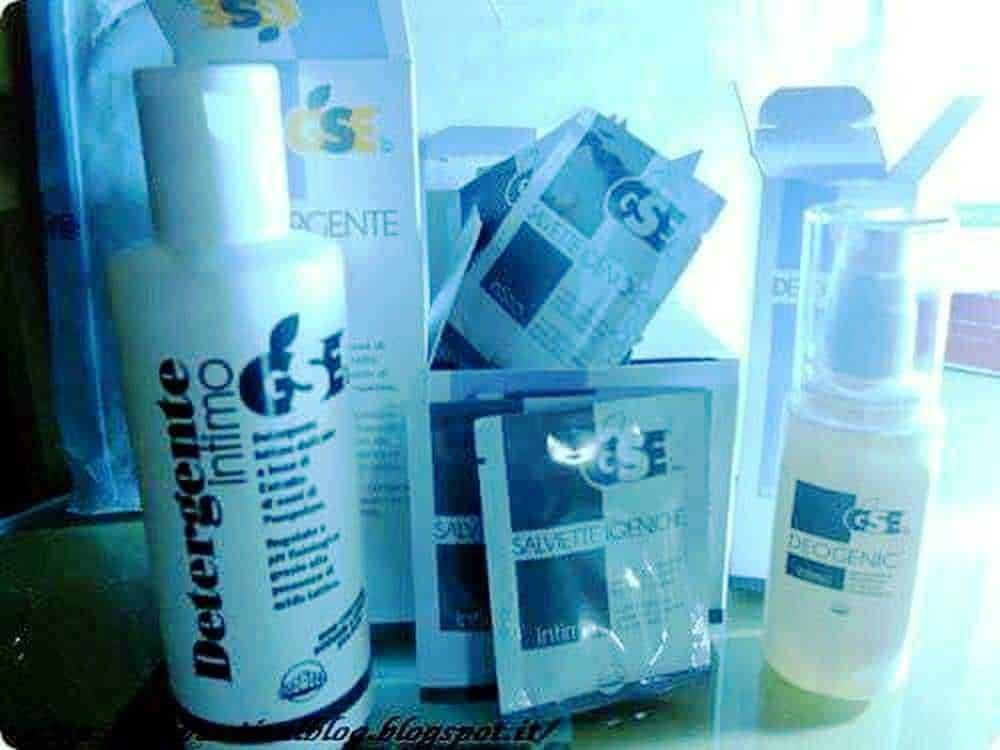 Detergente intimo GSE con estratto di semi di pompelmo e acido lattico, prodotto delicato e naturale per l'igiene intima, ideale per pelli sensibili e uso quotidiano.