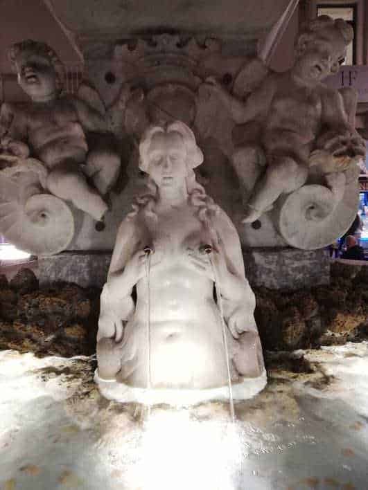 Amalfi: storia e fascino dell'antica Repubblica marinara 14 Fontana di S.Andrea