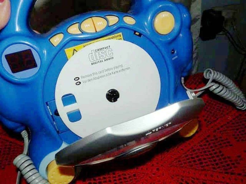 Lettore CD Karaoke per i bimbi 4 AUNA POCKET ROCKER: Lettore CD Karaoke per i bimbi