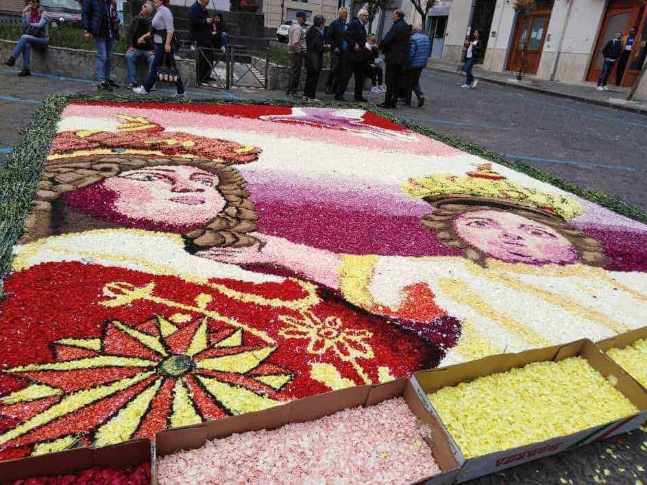 tradizionale infiorata dei Madonnari