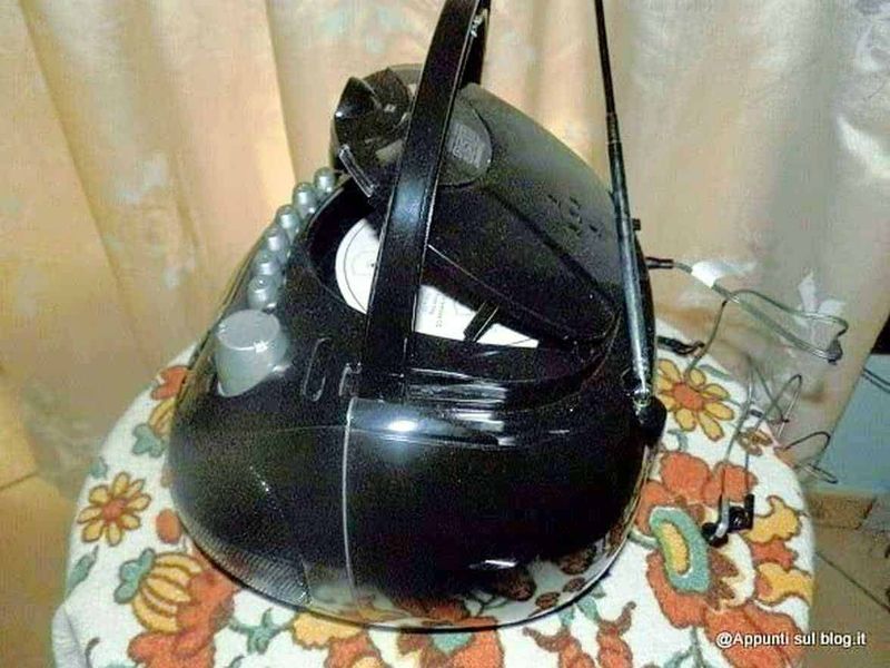 Beeboy, radio portatile a batteria con CD MP3 nero multimedia 5 auna Beeboy radioregistratore CD MP3 nero multimedia