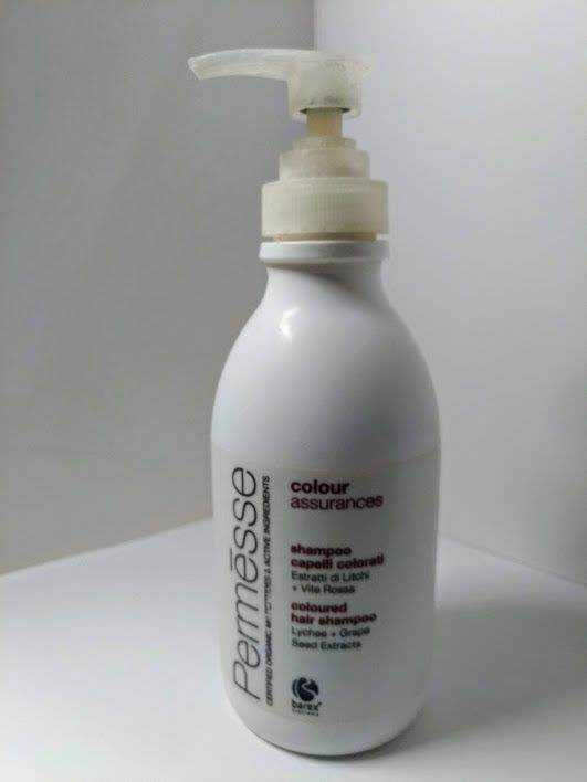 Pettine capelli colorati, shampoo per capelli naturali, prodotto per cura dei capelli, estratti di limone e vite rossa, soluzione detergente per capelli, cura dei capelli colorati e naturali.