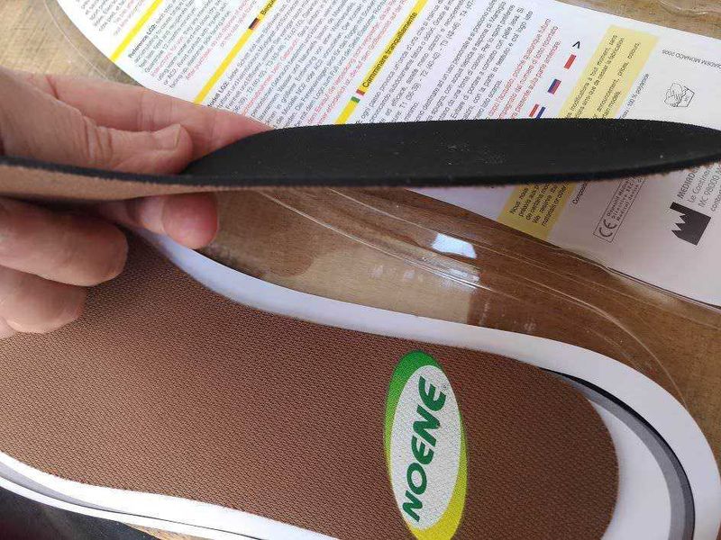 Solette antishock Noene in carbonio per ogni esigenza sportiva. 4 Scarpa con suola antiscivolo appunti sul blog, ergonomica e confortevole per uso quotidiano, dettaglio su calzature e accessori per il benessere e lo stile di vita.