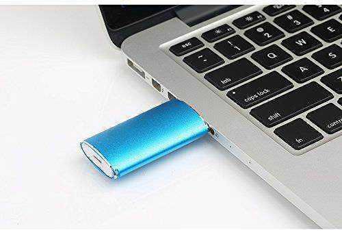 Pendrive 16gb E.Bestar per memorizzare dati 2 Pen drive USB collegato a laptop per trasferimento dati e backup file, tecnologia moderna, archiviazione digitale.