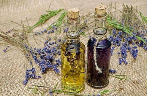 Olio essenziale: 10 migliori profumi usati nei prodotti per il corpo delle donne 2 Olio essenziale: 10 profumi usati nei prodotti per il corpo delle donne