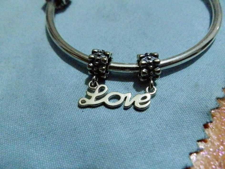 Love bracelet charm, personal jewelry, silver love charm accessory, romantic jewelry, fashion accessories.