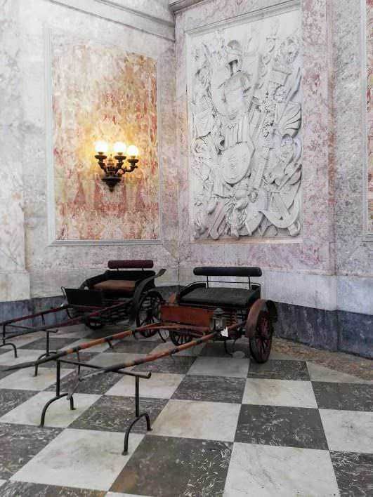 Palazzo Reale a Napoli cosa vedere in 2 ore