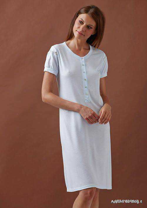 Set di borse in tessuto con stampe floreali e dettagli in stile elegante, perfette come accessori moda o idee regalo, disponibile su Appunti Sul Blog.