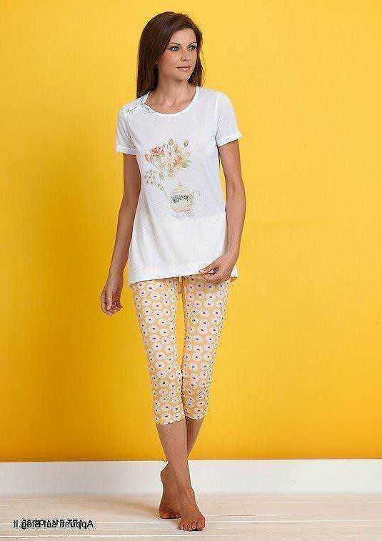 Pigiama donna pizzo fiori pantaloni capri abbigliamento casual notturna.