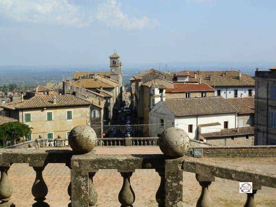 Panorama di Caprarola nella Tuscia romana