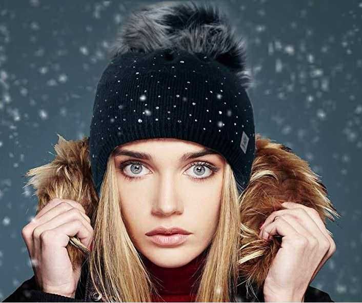 Bagagli per la vacanza invernale: Cappello invernale con strass per donna, moda e calore durante l'inverno freddo, accessori trendy e alla moda, ideale per neve e freddo intenso.