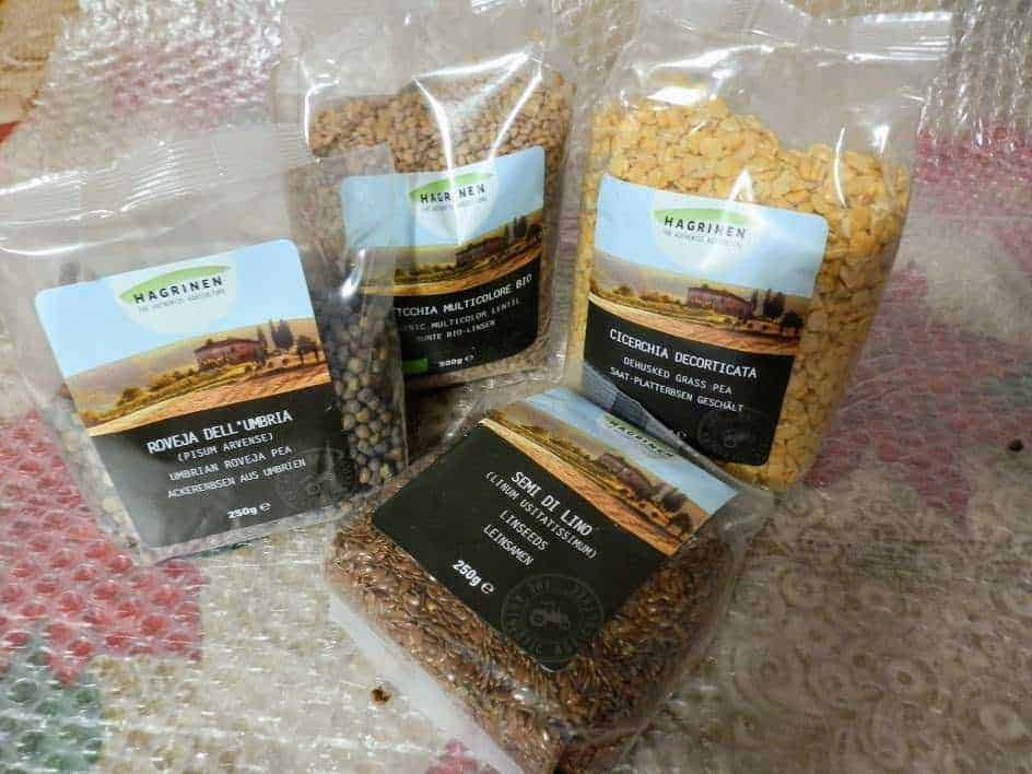 Semi di luppolo e cereali biologici per infusi e cucina, confezioni pratiche di prodotti naturali e genuini. Ideali per chi cerca sapori autentici e alimenti biologici di qualità.