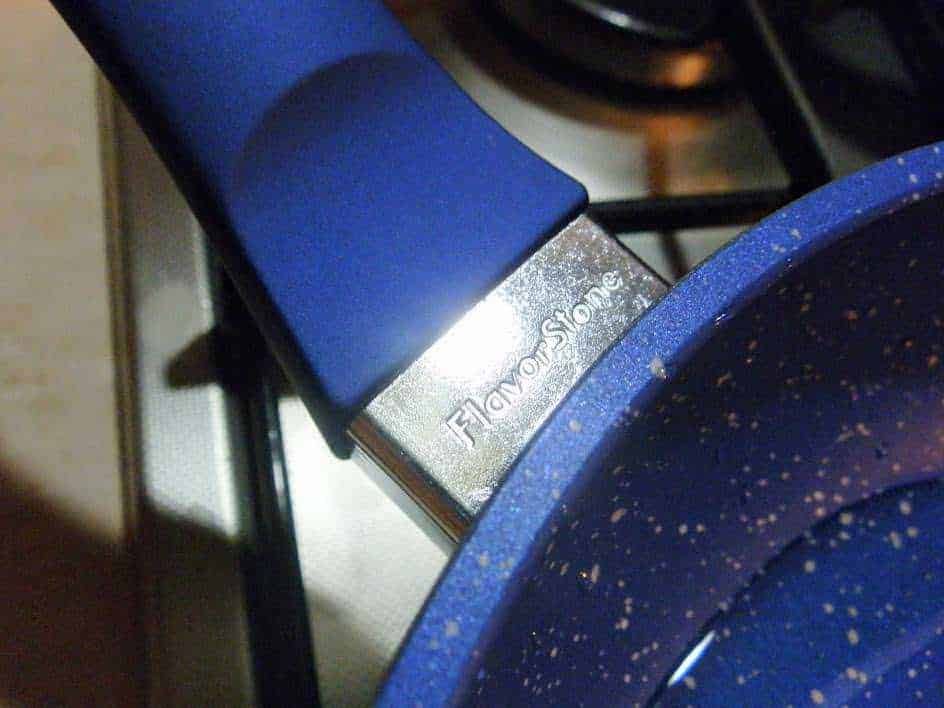 Flavorstone cotture salutari con set di pentole antiaderenti blu
