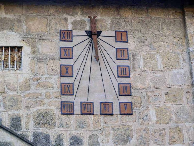 Tarquinia, borgo e necropoli etrusche nell'Alto Lazio