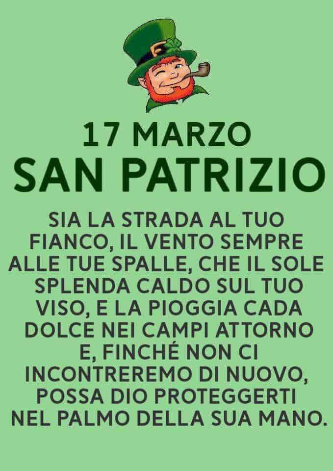 San Patrizio, festa irlandese, simbolo di fortuna e tradizione, con il Folletto di leprechaun, che invita alla tradizione di brindisi e celebrazione il 17 marzo.