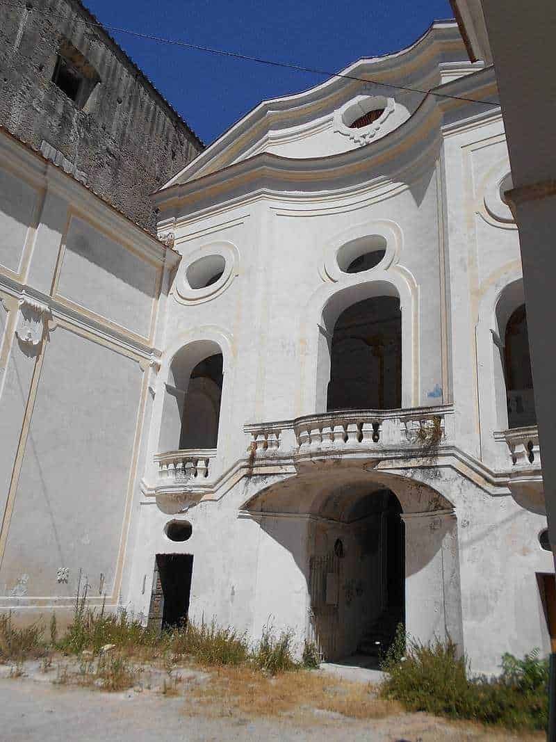 12 Edifici longobardi a Salerno stile barocco e coppedè
