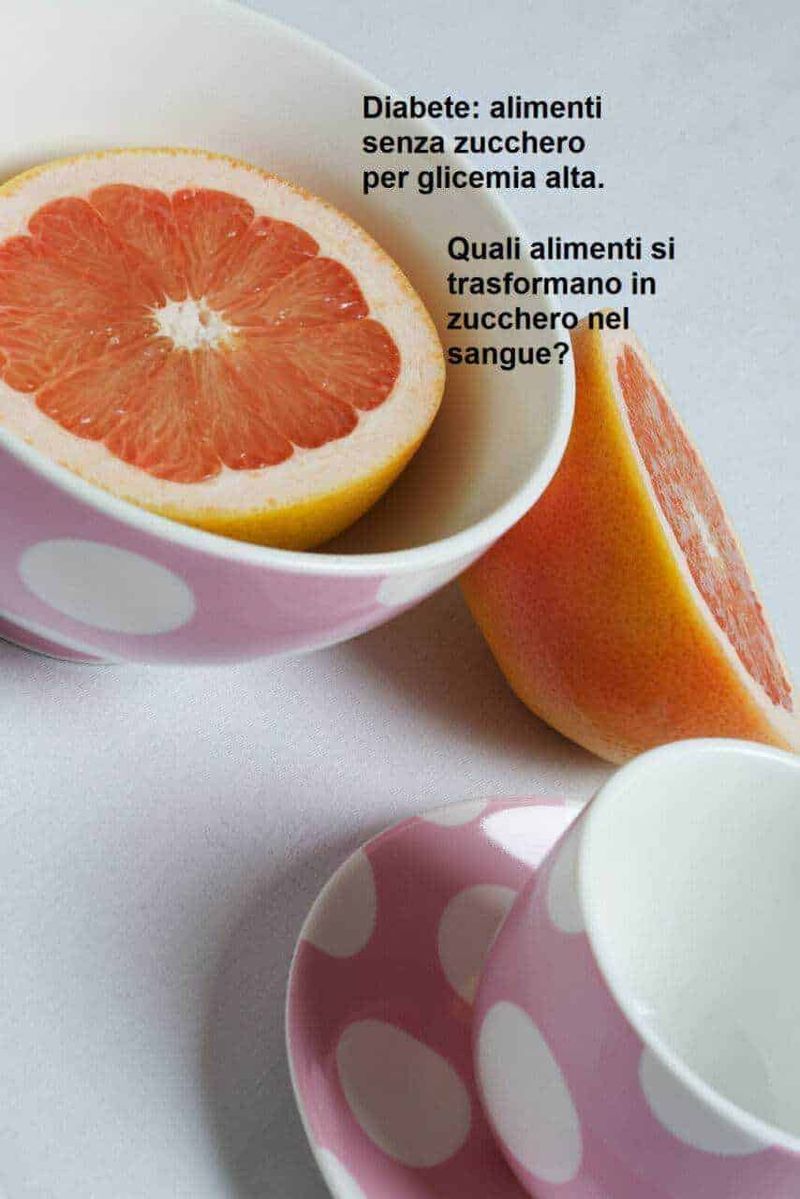 Diabete: alimenti senza zucchero che limitano la glicemia alta 107 Succo di pompelmo con buccia fresca, ideale per diabetici e persone con glicemia alta, ricco di zuccheri naturali e antiossidanti. Learning about alimenti che si trasformano in zucchero nel sangue.