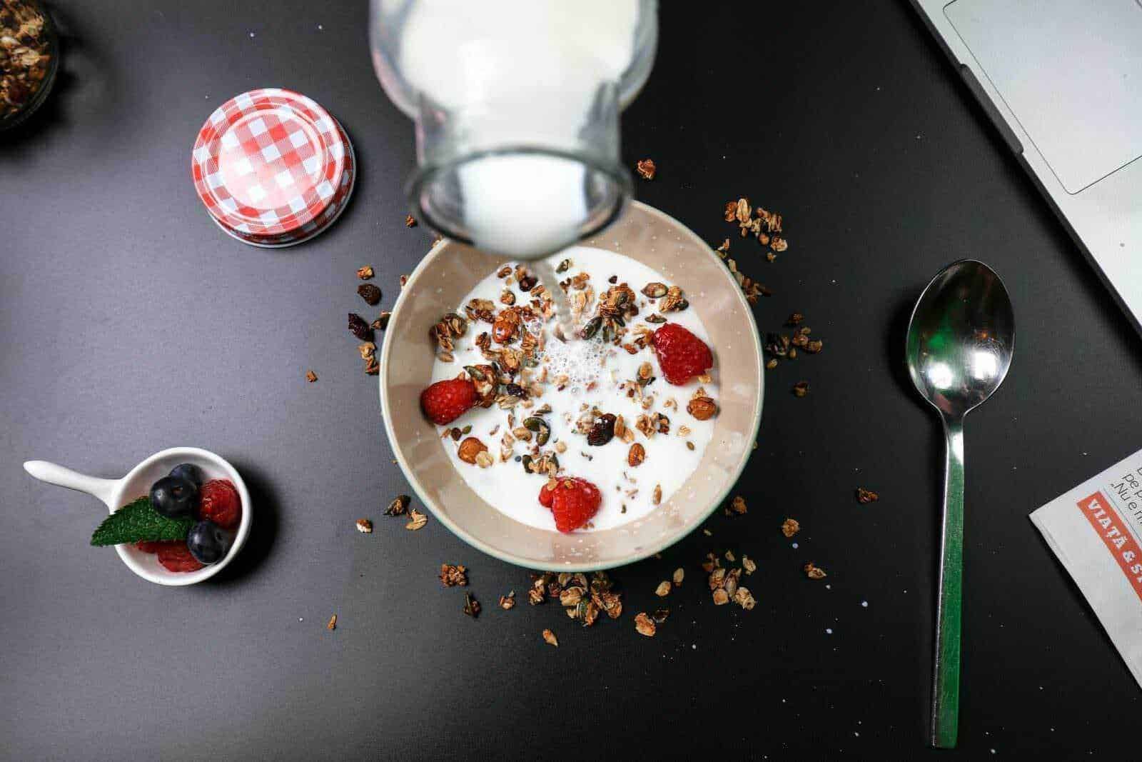 Yogurt brucia grassi e dieta allo yogurt