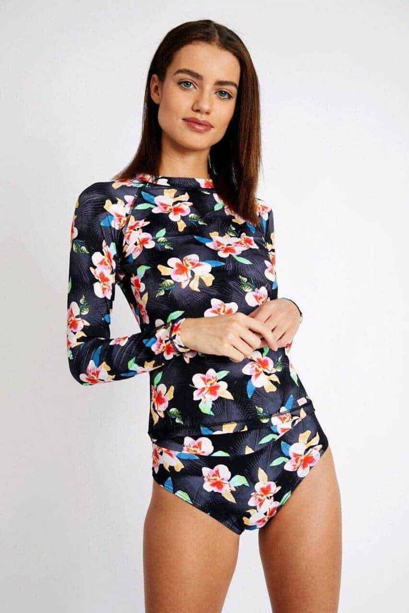 Costumi da bagno contenitivi 2020 per curvy 5 Costumi da bagno contenitivi 2020 per curvy