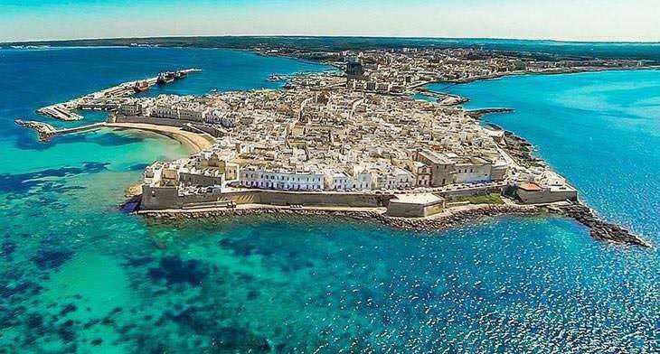 File name: vista-aerea-porto-bari-puglia.jpg.