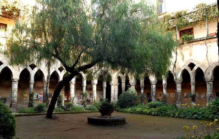 6 Edifici religiosi a Sorrento. Quali sono?