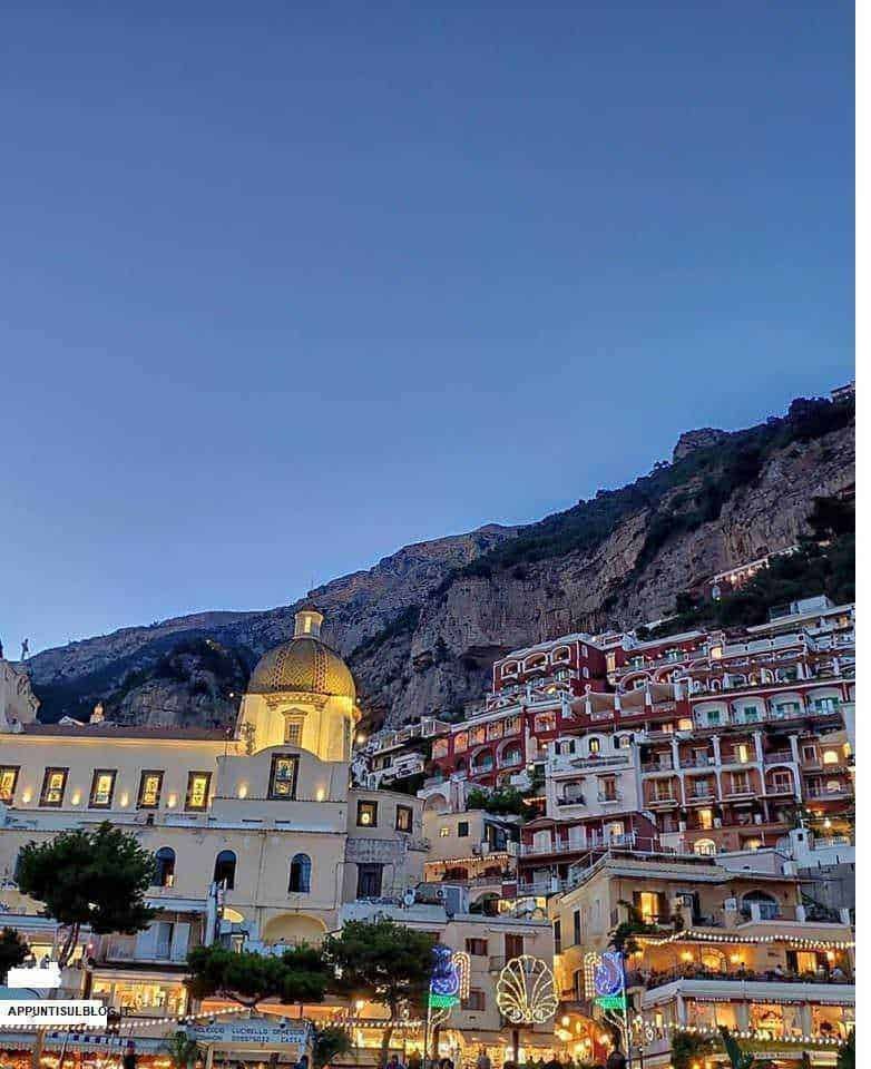 Cosa visitare a Positano in un giorno: mare e panorami 5 La Collegiata di Santa Maria Assunta
