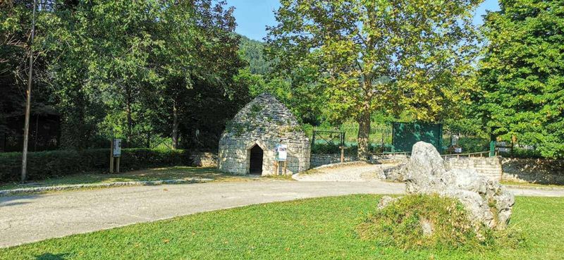 Valle dell'Orfento Caramanico escursioni ad anello 11 Valle dell'Orfento Caramanico escursioni ad anello
