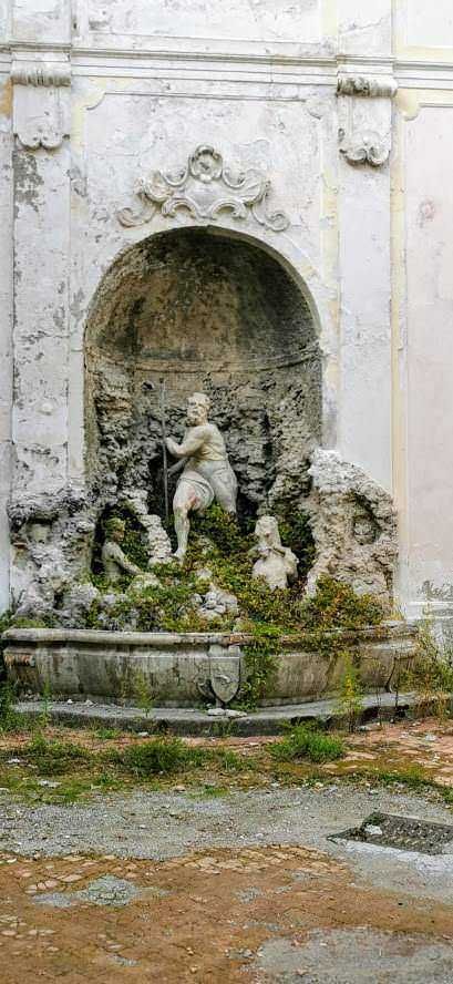 12 Edifici longobardi a Salerno stile barocco e coppedè