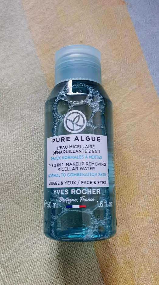 Rimedio struccante micellare acqua pura alghe Yves Rocher, 50ml, ideale per pelle normale e mista, rimuove trucco e impurità, idratante e delicato, senza risciacquo.