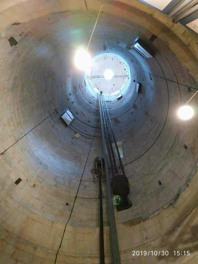 Perché non cade la Torre di Pisa?