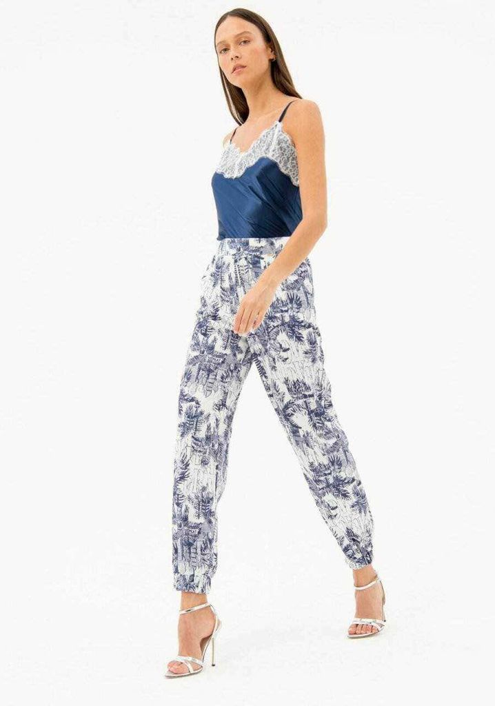 Come abbinare i pantaloni fantasia negli outfit 6 Pantalone sportivo